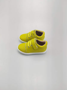 Yellow Sneaks